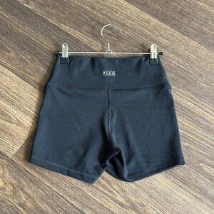 FLEO Ascend Short 3.25" - Ribbed